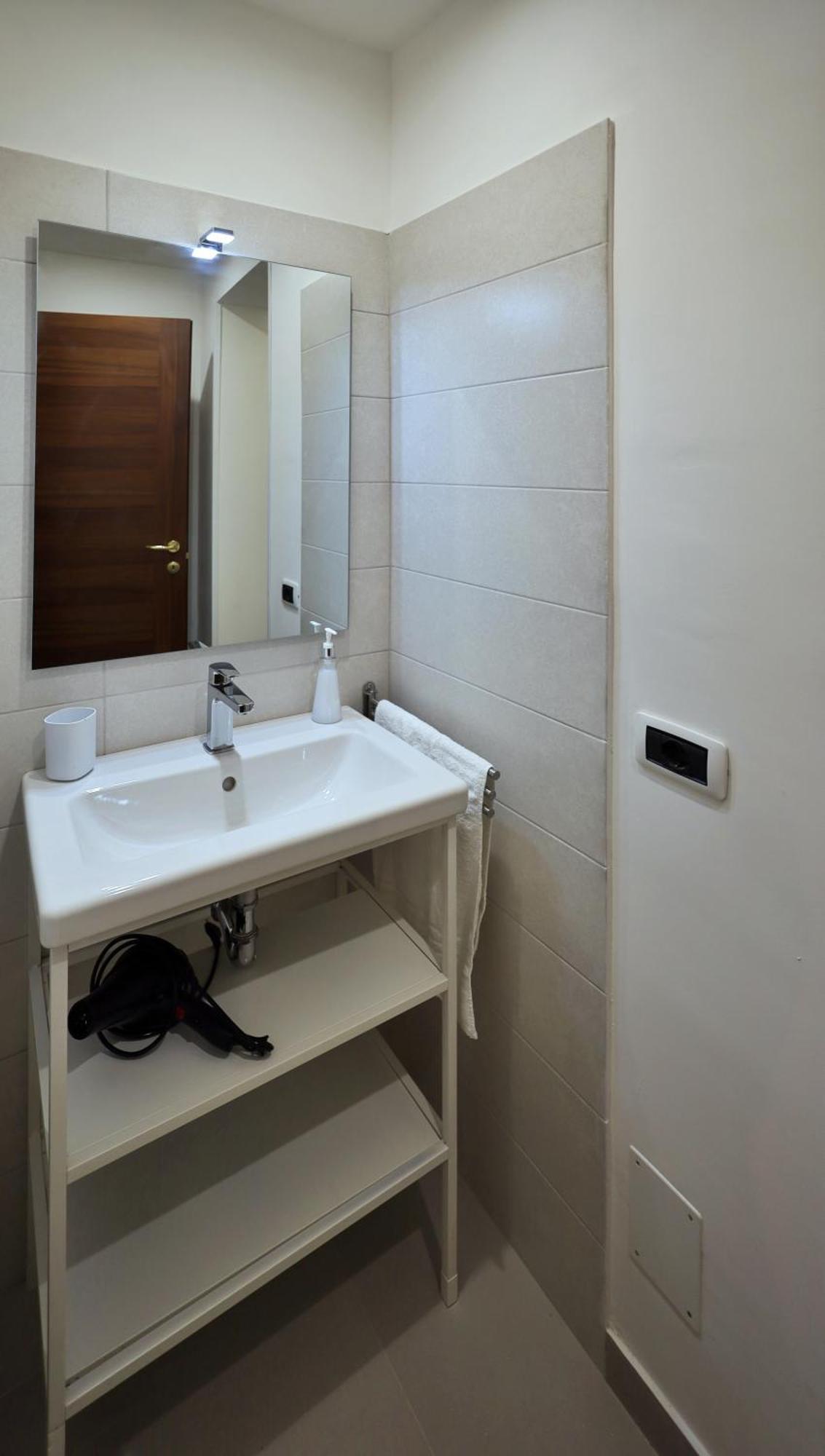 Cataneasy Rooms Екстер'єр фото