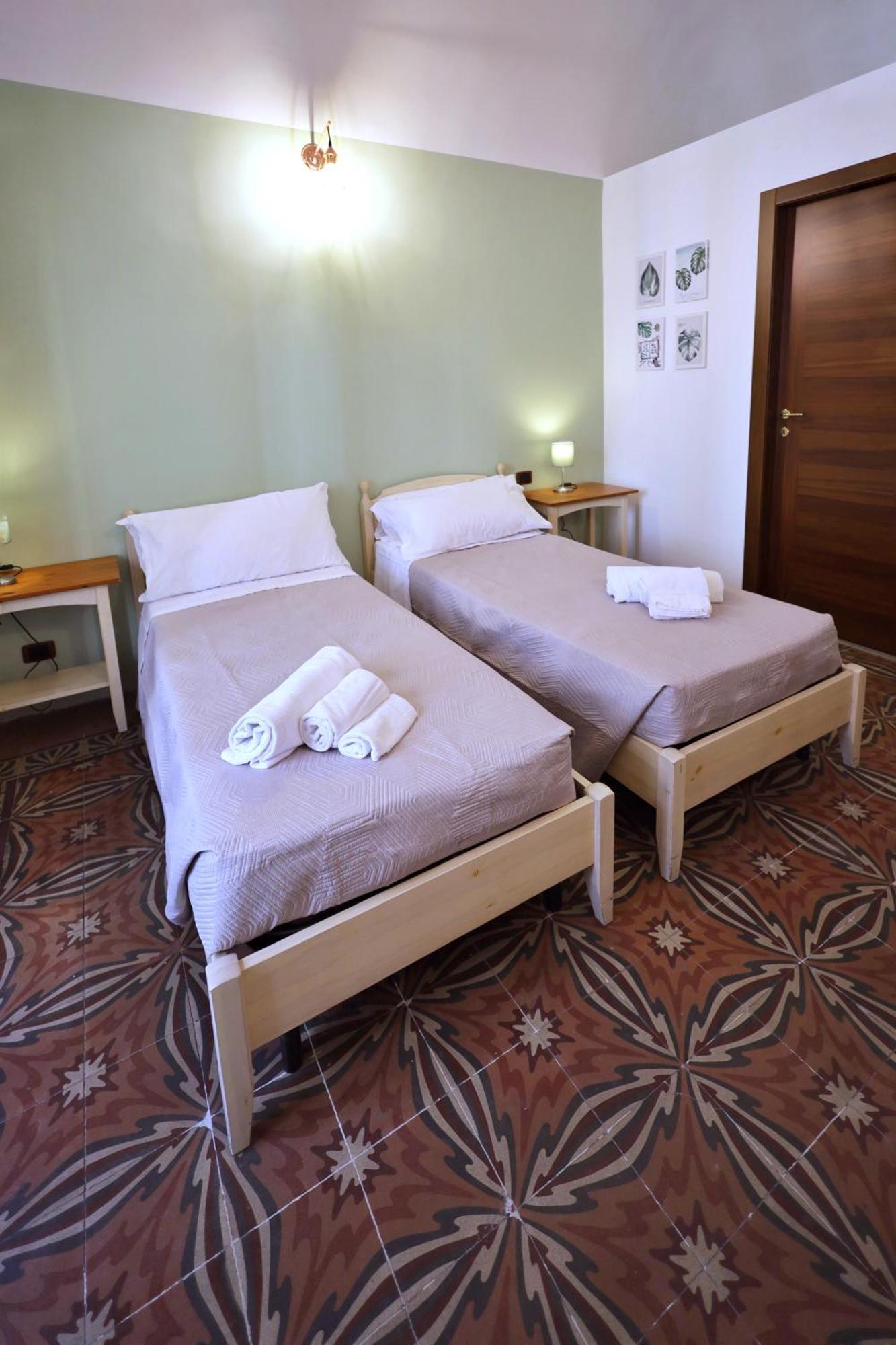 Cataneasy Rooms Екстер'єр фото